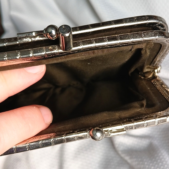 Coin pouch - Picture 9 of 11